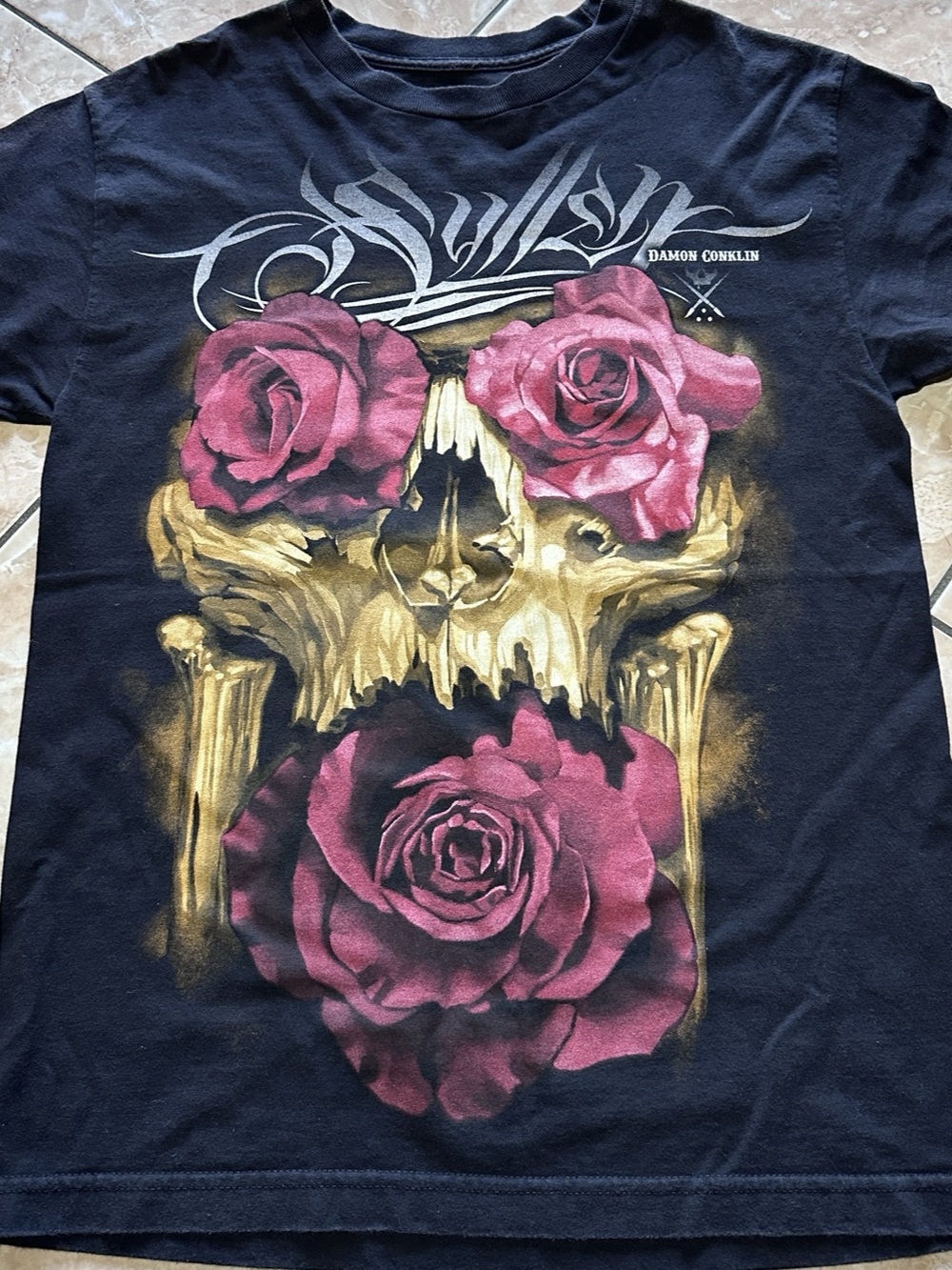 Sullen Art Collective Damon Conklin Skull Rose Graphic Tee Size Medium